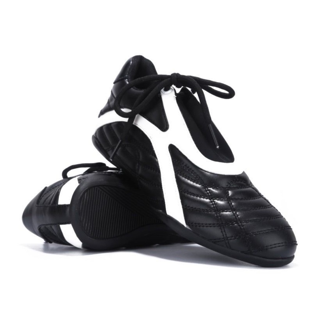 •CAPE ROBBIN• “Vulay” Lace-Up Black Color Block Sneakers // NIB
